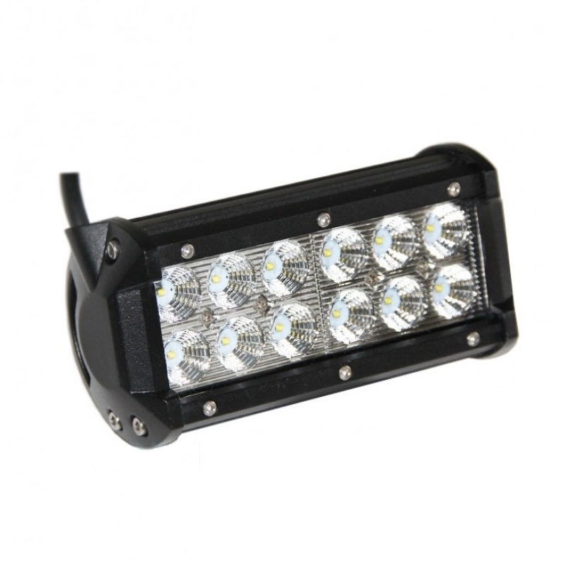 Светодиодная балка CP - 36 Flood (36W, два ряда, чипы 3W CREE)